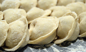 В Москве приостановили продажу пельменей мини "Мясное ассорти"
