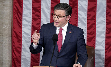 Запад переживает "кризис самосомнения", заявил Майк Джонсон