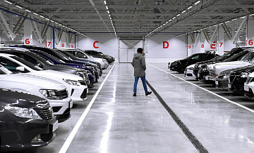 Российские дилеры не могут продать сотни автомобилей ушедших брендов