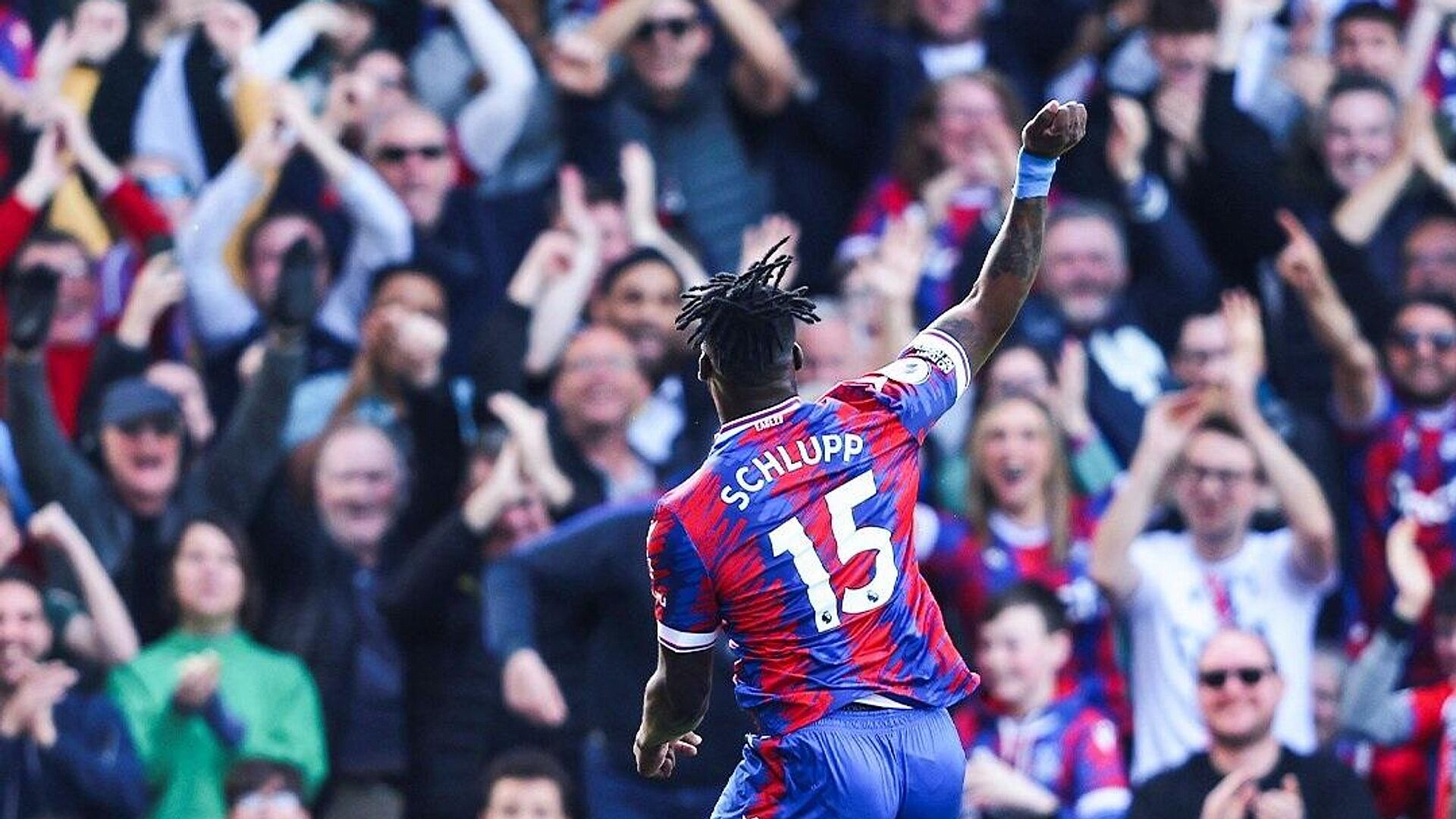 "Кристал Пэлас" обыграл АЕК и вышел в четвертьфинал Лиги конференций