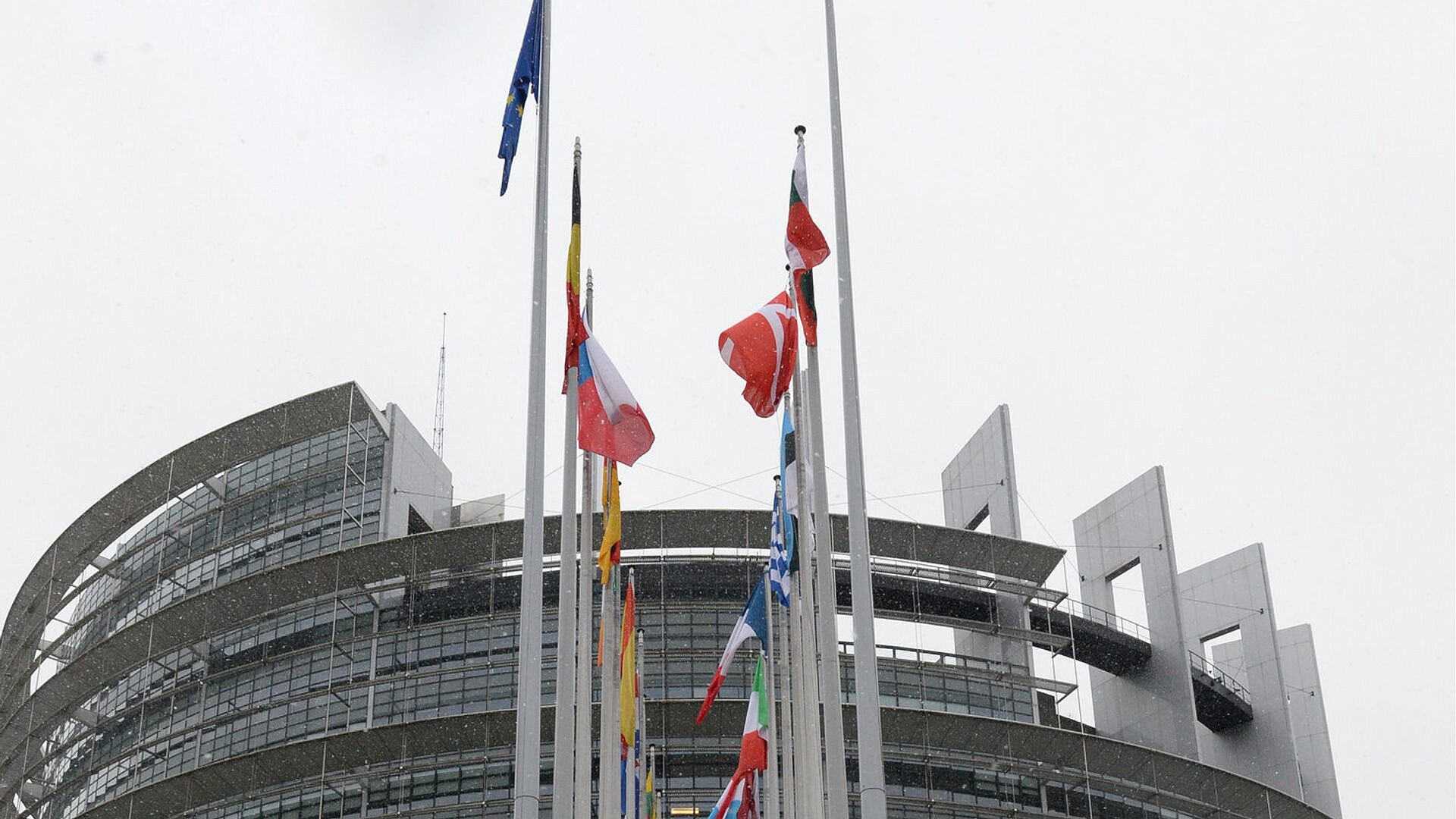 ������������� ����� ������������� �� ������� ����� � �������