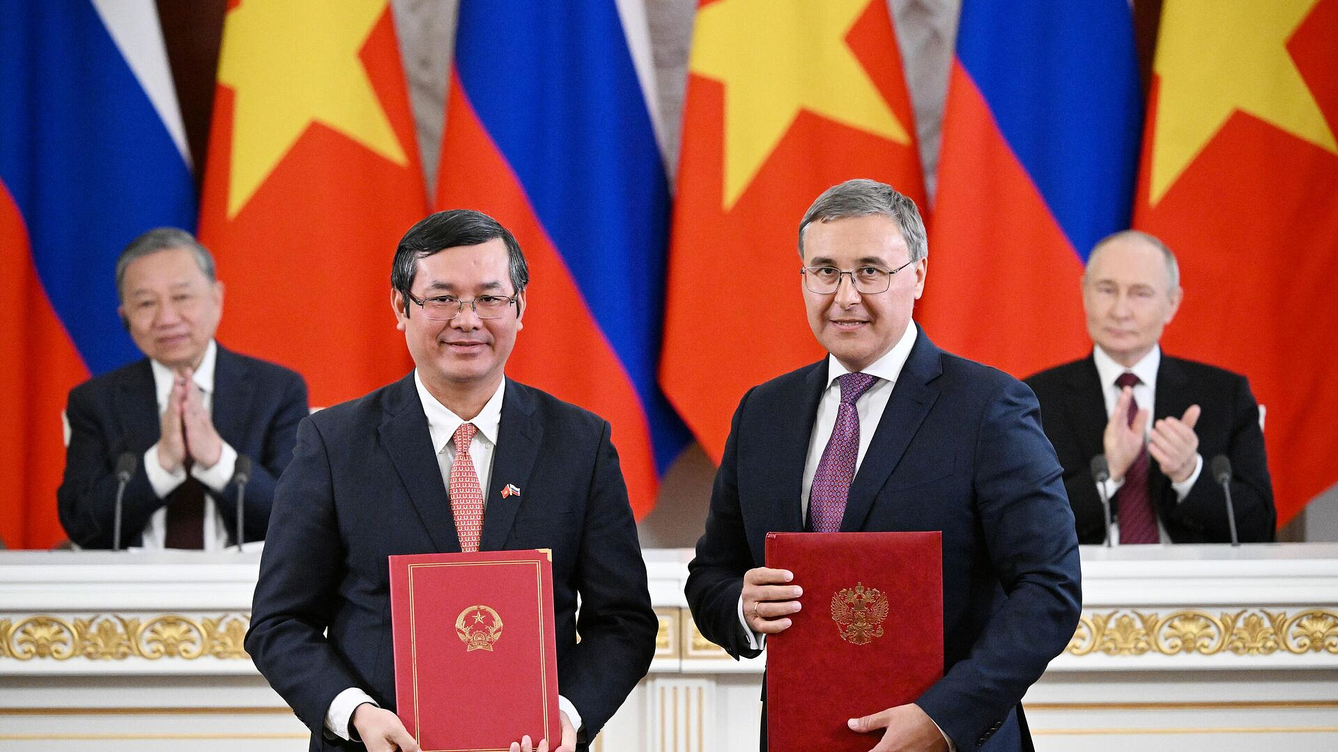 ������ � ������� ������������ � �������������� � ����� �����������