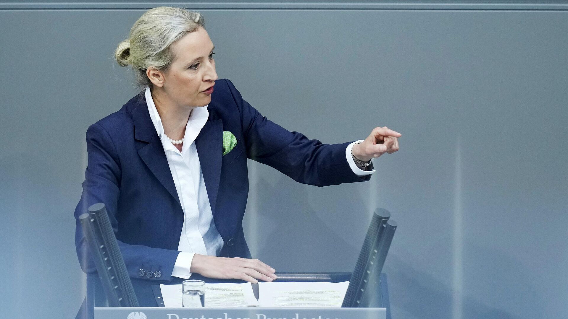 Лидер АдГ заявила, что мир в Европе возможен только при участии России