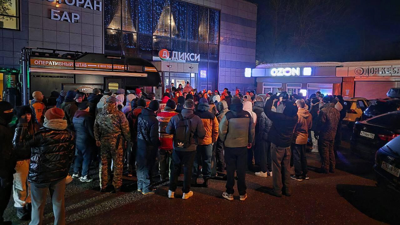 В Подмосковье более ста человек ищут пропавших детей