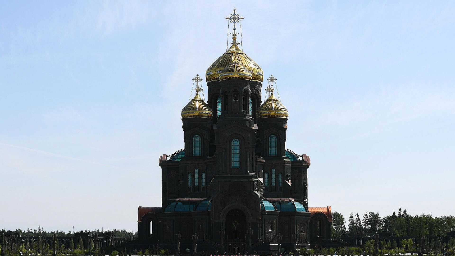 В Главном храме ВС России прошло Пасхальное богослужение