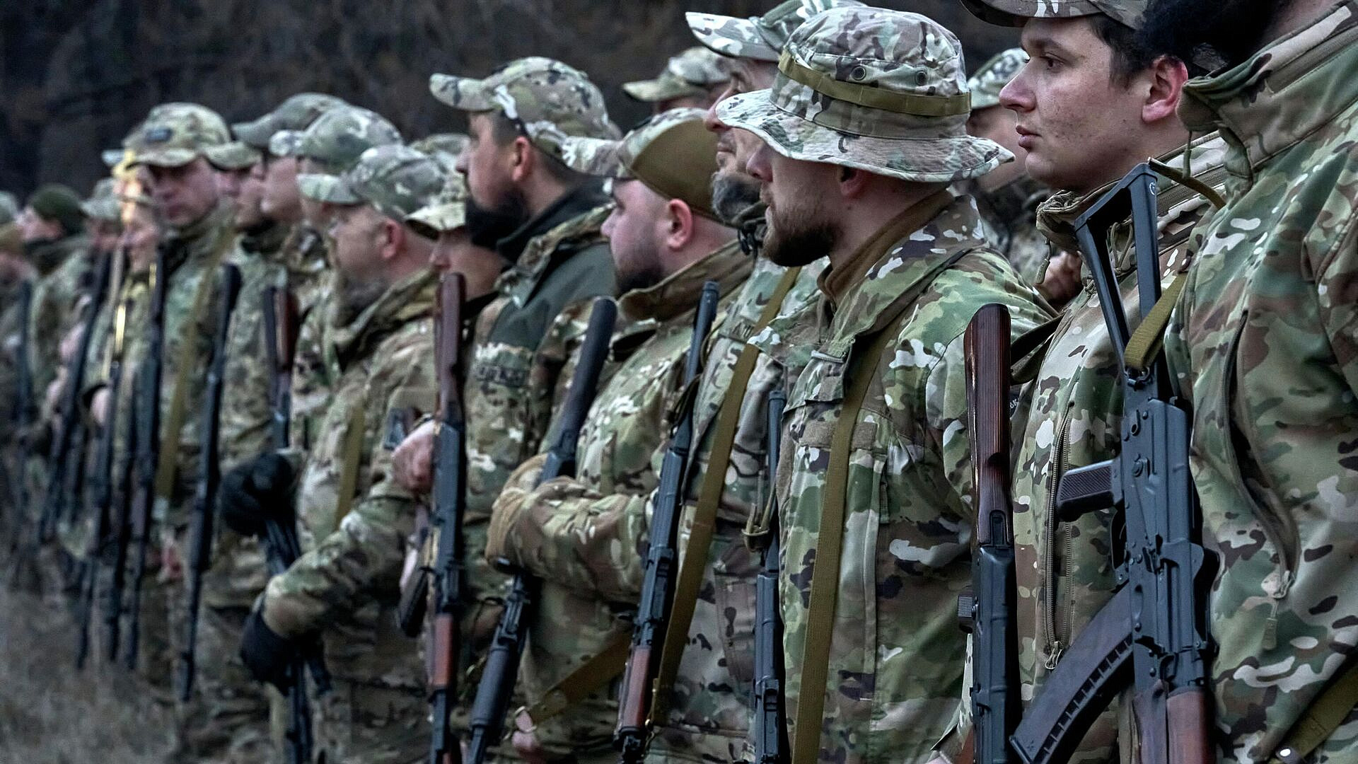 ВСУ испытывают нехватку боеприпасов в Запорожской области, сообщил боец