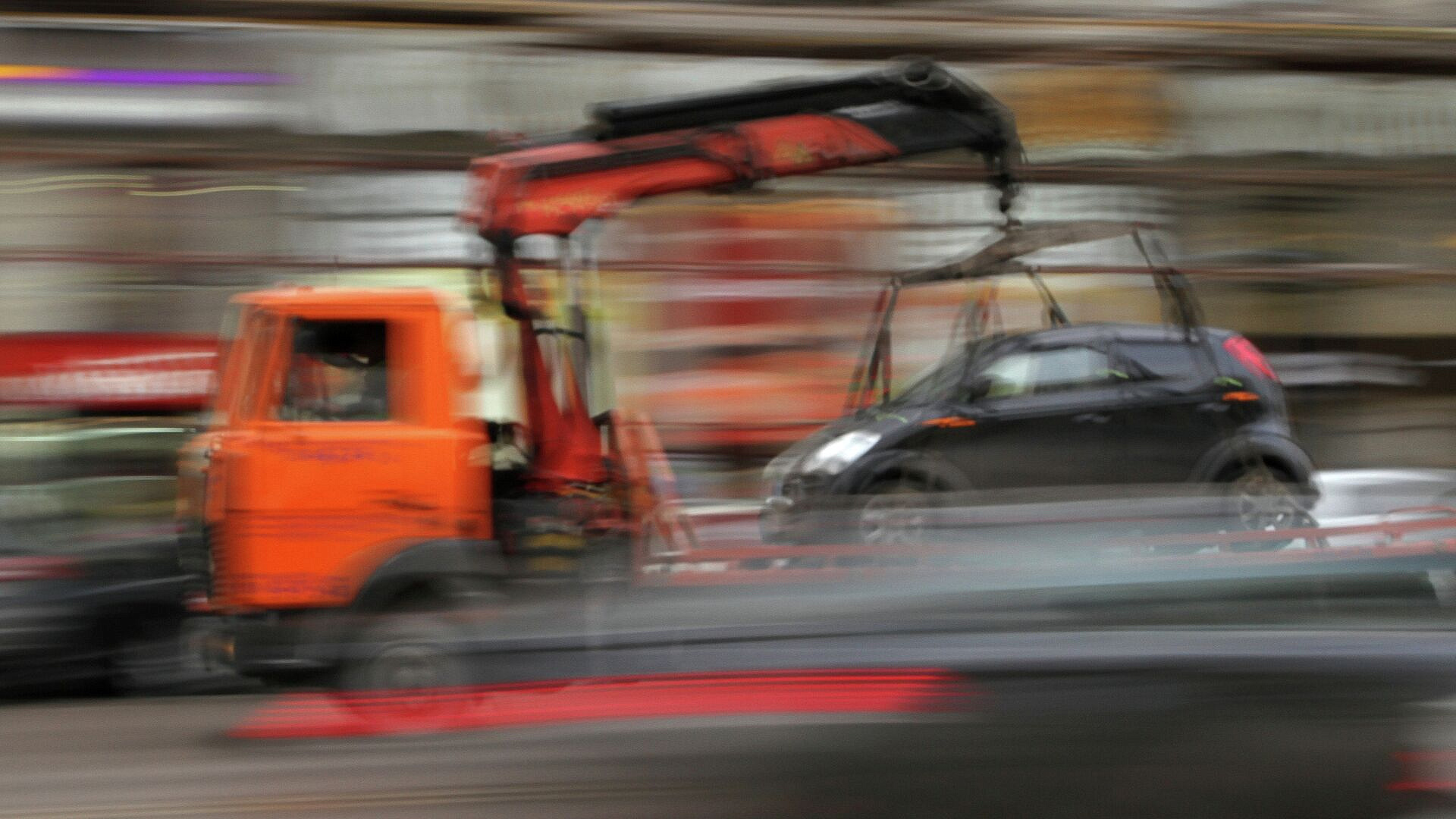 Новые поправки в закон ускорят эвакуацию автотранспорта на Кубани