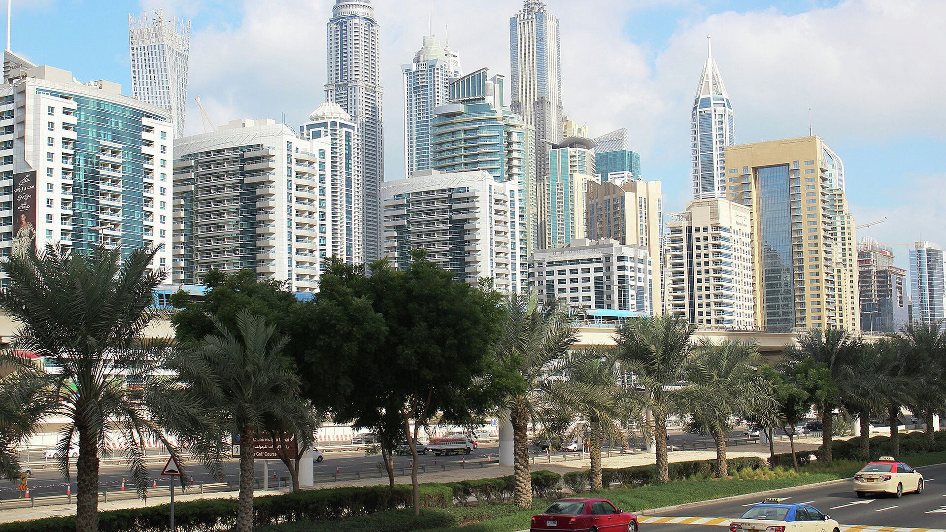 Туристам из России дали 30 минут, чтобы покинуть отель в Дубае