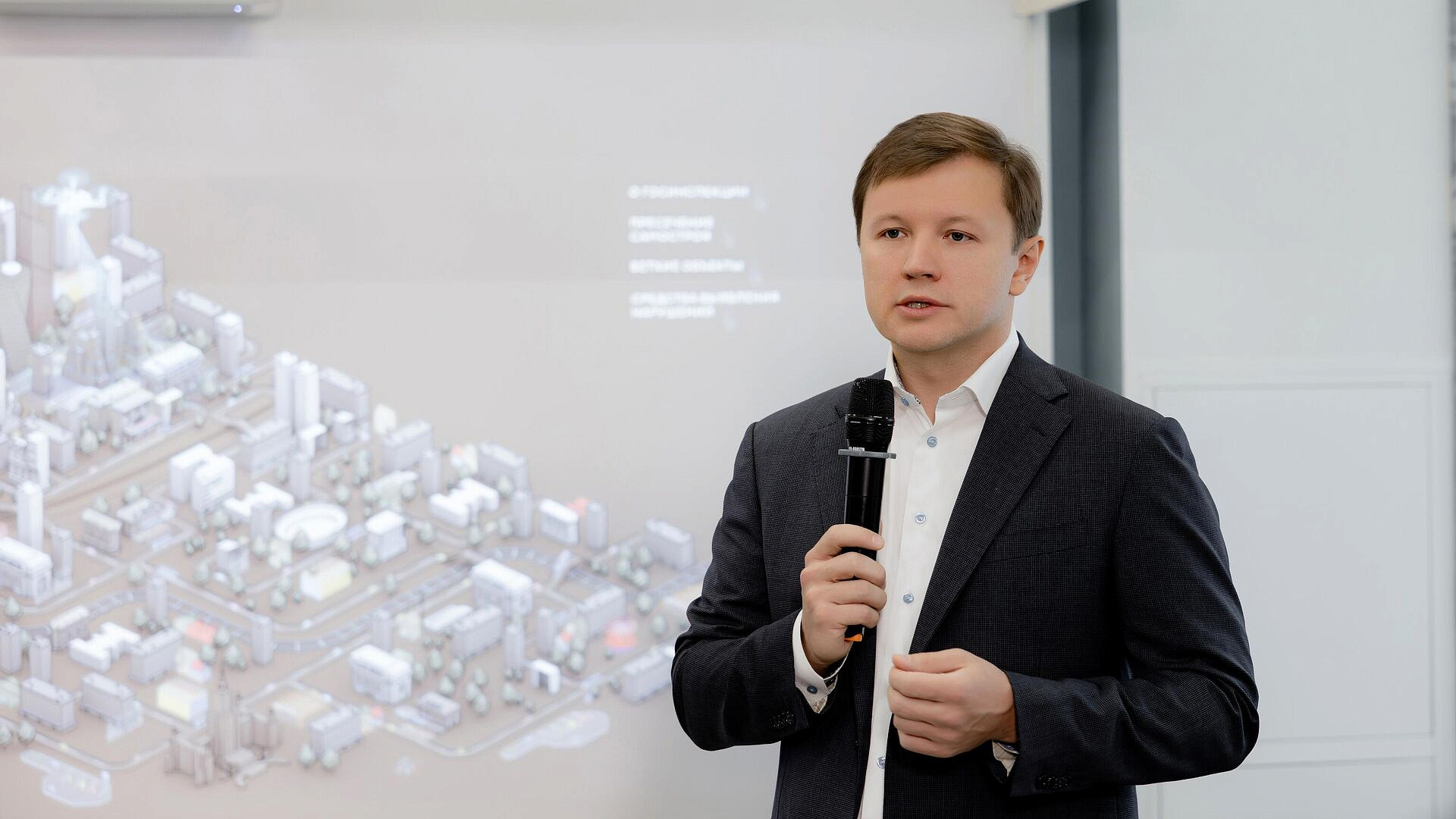 Ефимов: путепровод необычной формы построят в Москве