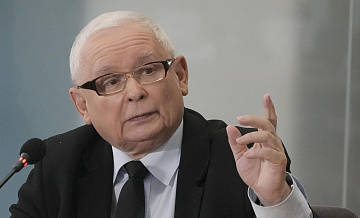 В Польше госпитализировали председателя крупнейшей оппозиционной партии 