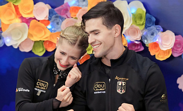 Хазе и Володин впервые стали чемпионами мира в парном катании