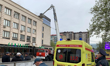 Пожар в здании Дагпотребсоюза потушили