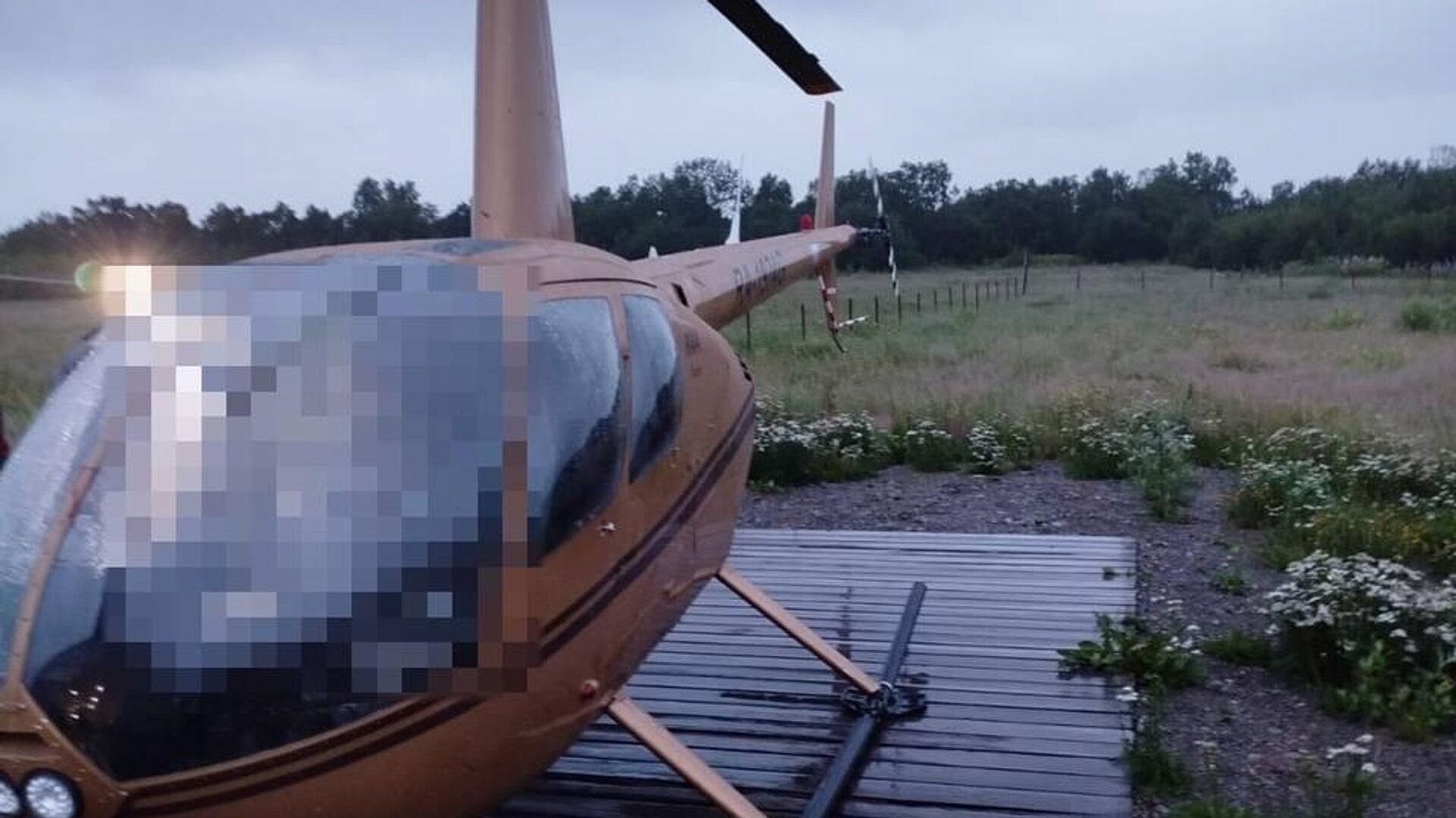 Пилоту вертолёта стало плохо во время экскурсии на Камчатке