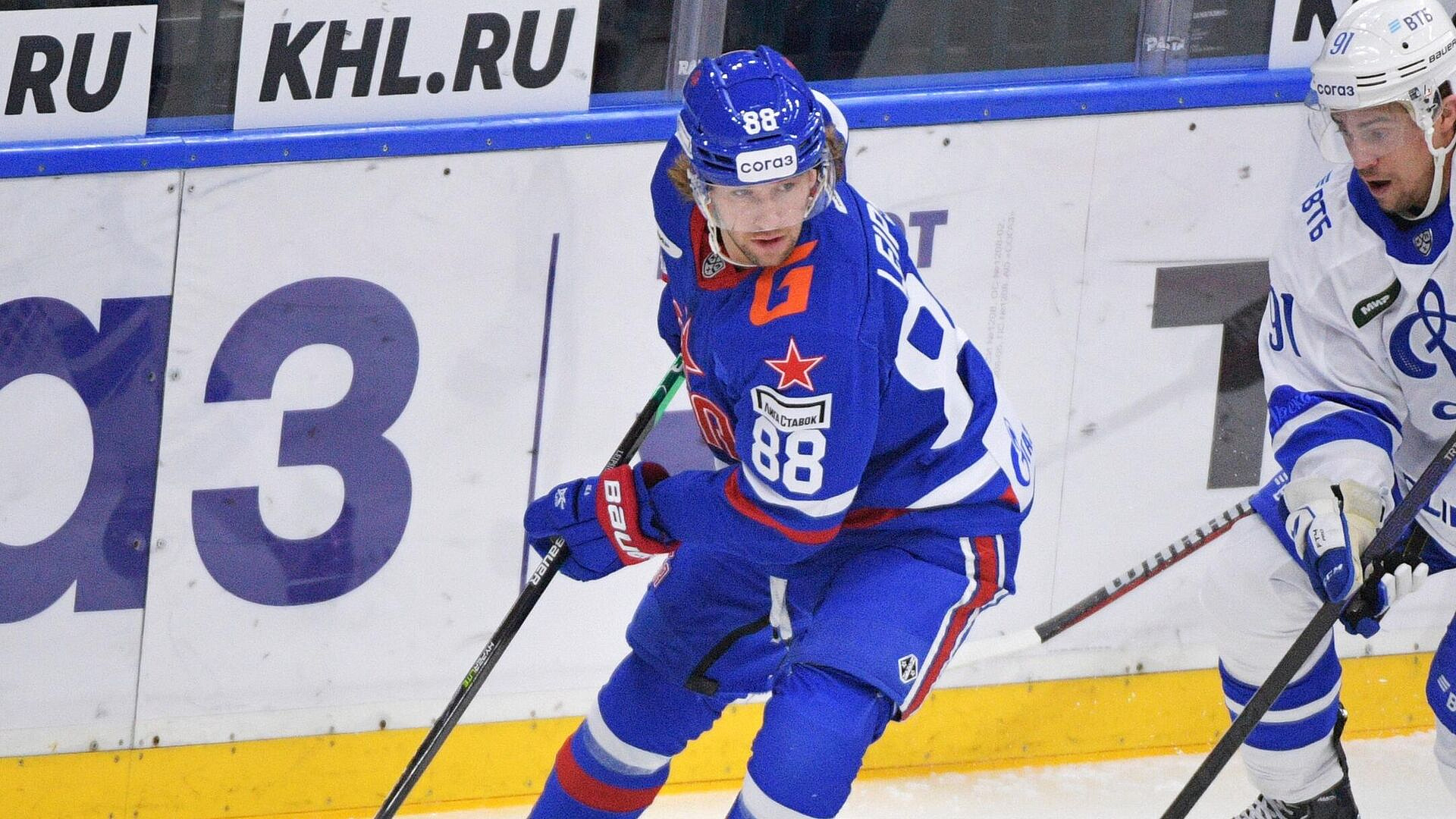 СКА расторг контракт с канадским хоккеистом, получившим гражданство России