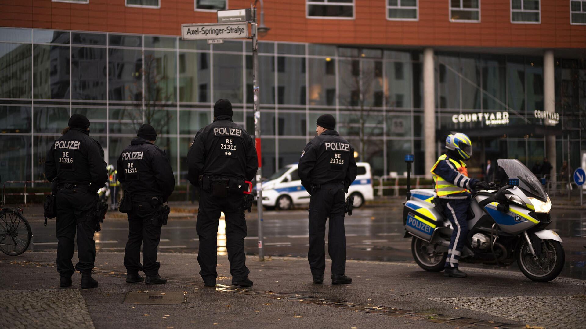 ����� ������ ������� ���������� �� ����� ��������� � ������, �������� ���