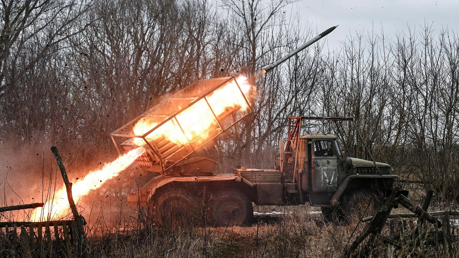 Российские военные взяли под контроль пути логистики ВСУ в Курской области