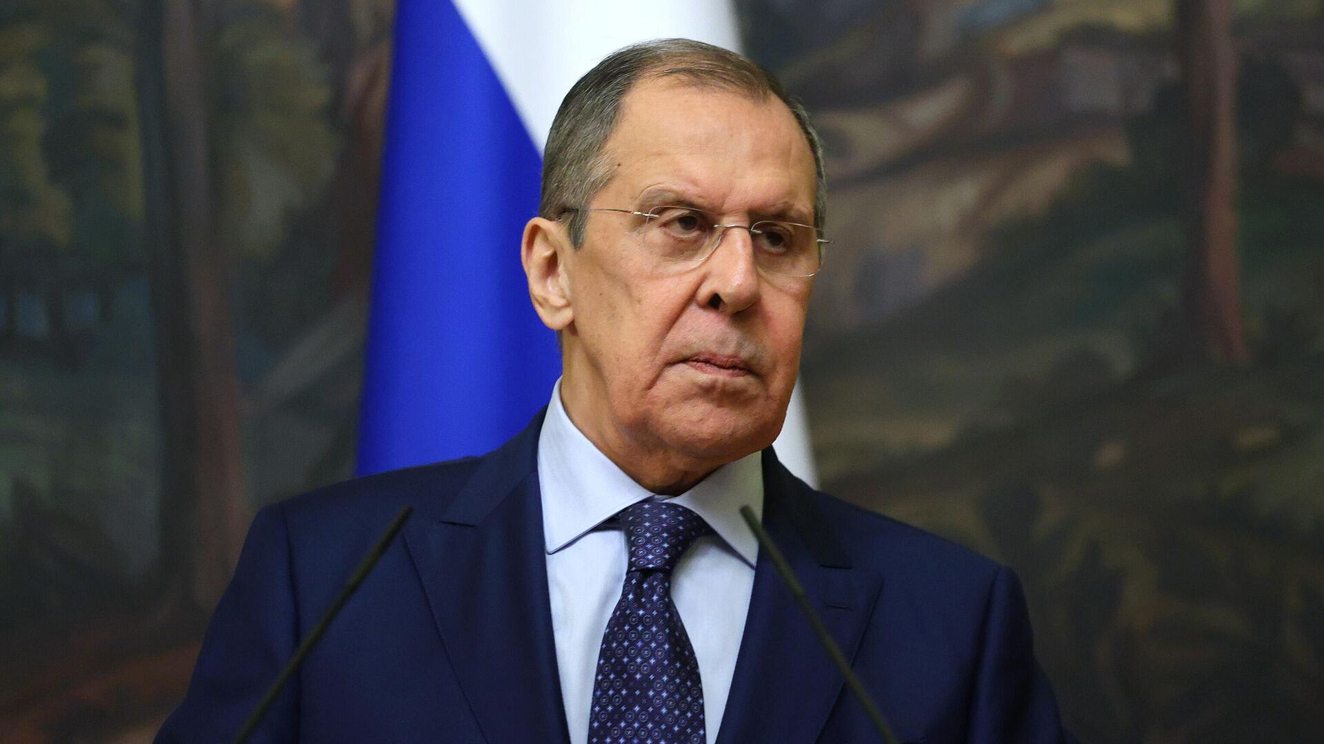 Лавров и глава МИД Катара отметили важность отказа от силовых мер в Ормузе