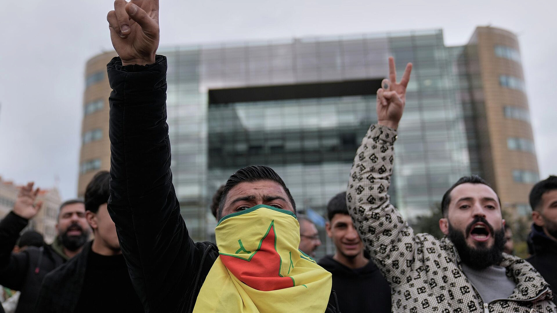 � ������ ��� � ������� ������ ����� � ��������� ���������