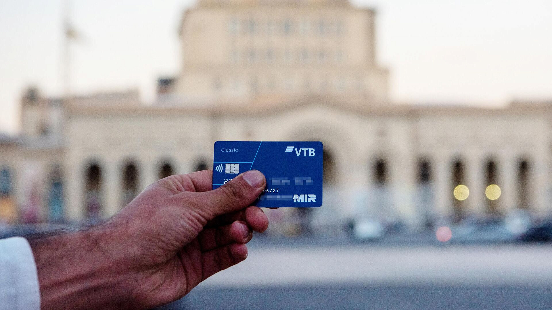 � �������� �������� ������ �� ������������� ���� "���" � ������