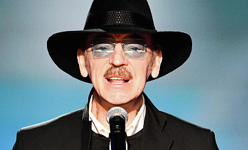 Боярский получил ушиб, оступившись на сцене