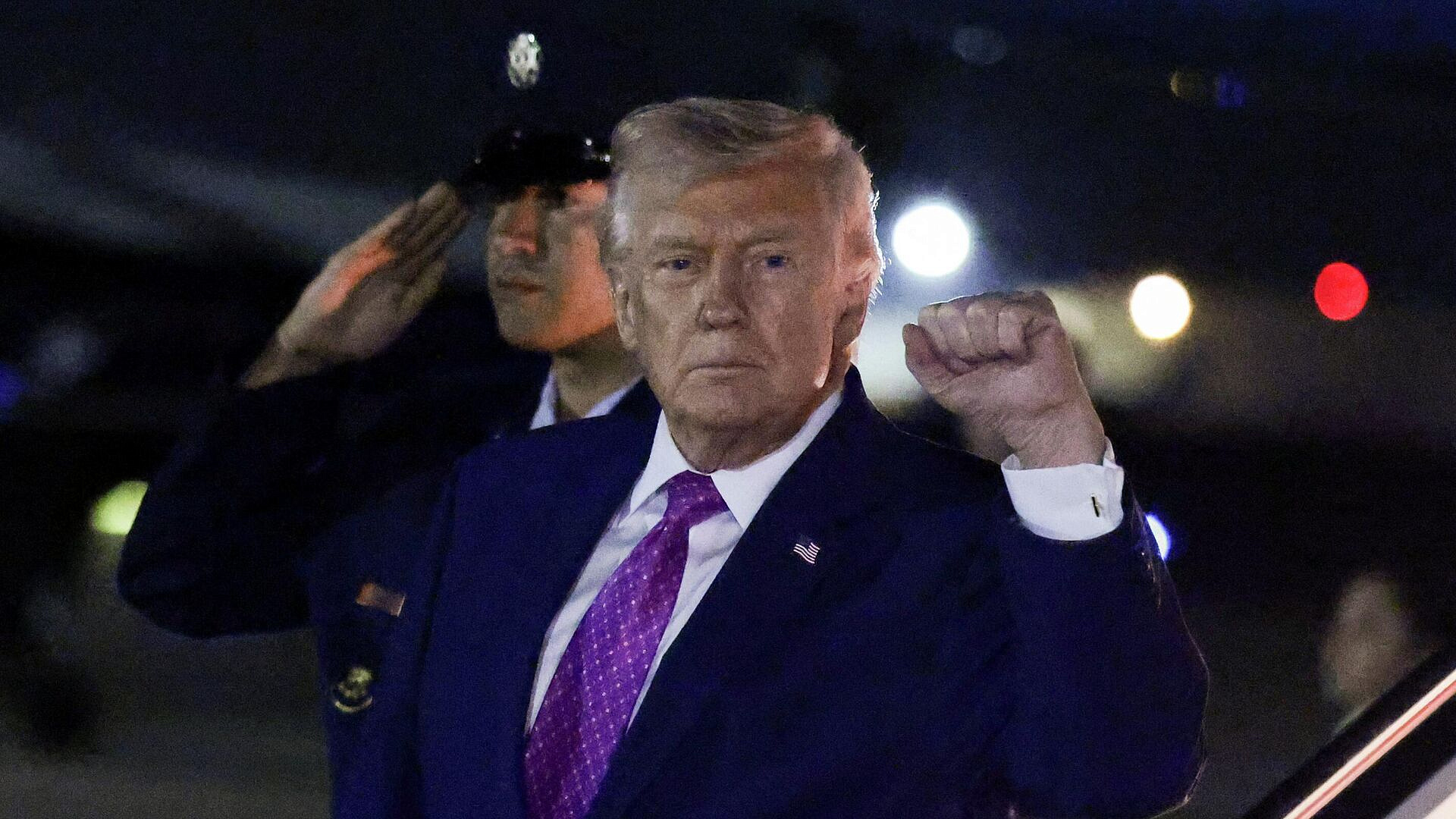 "Пришло время". В США предложили неожиданную награду для Трампа 