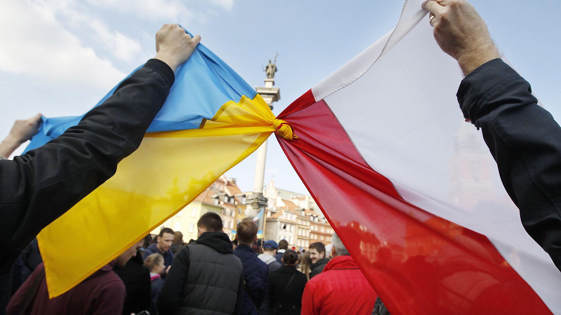 Большинство жителей Польши выступили против приема беженцев с Украины