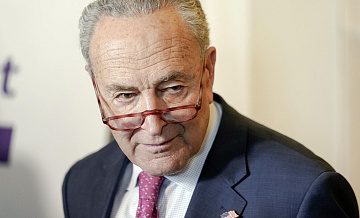 Лидер демократов в сенате назвал США полицейским государством