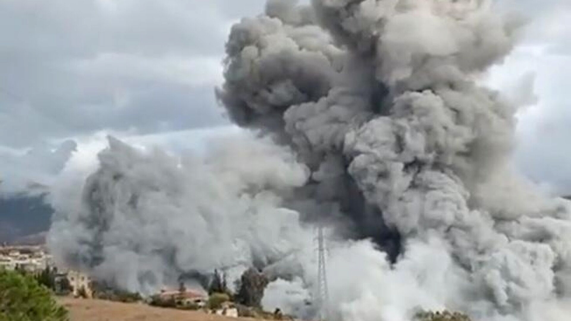 Число жертв израильских ударов по Ливану возросло до 3823 человек