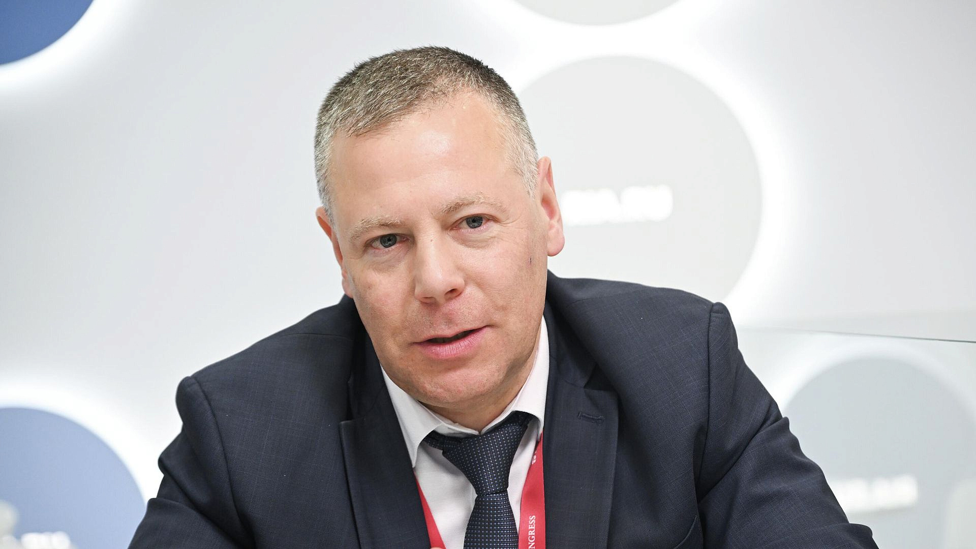 Евраев рассказал о привлечении молодых врачей в ярославские больницы