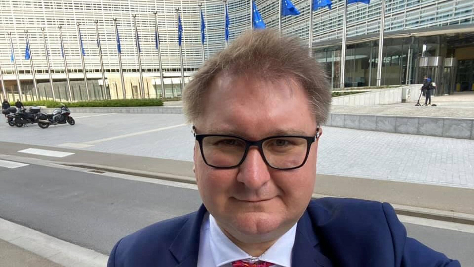 Половина бюджета Украины дотируется Западом, заявили в Киеве