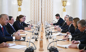 Лавров подтвердил поддержку Кубе в ее требовании прекращения блокады США