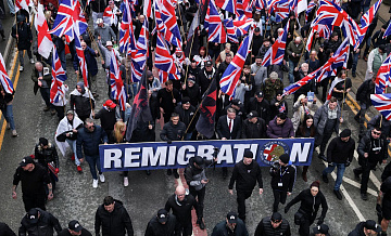 В Британии проходит марш британских патриотов против миграции