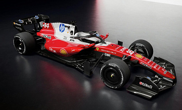 "Феррари" представила гоночную ливрею на новый сезон "Формулы-1"