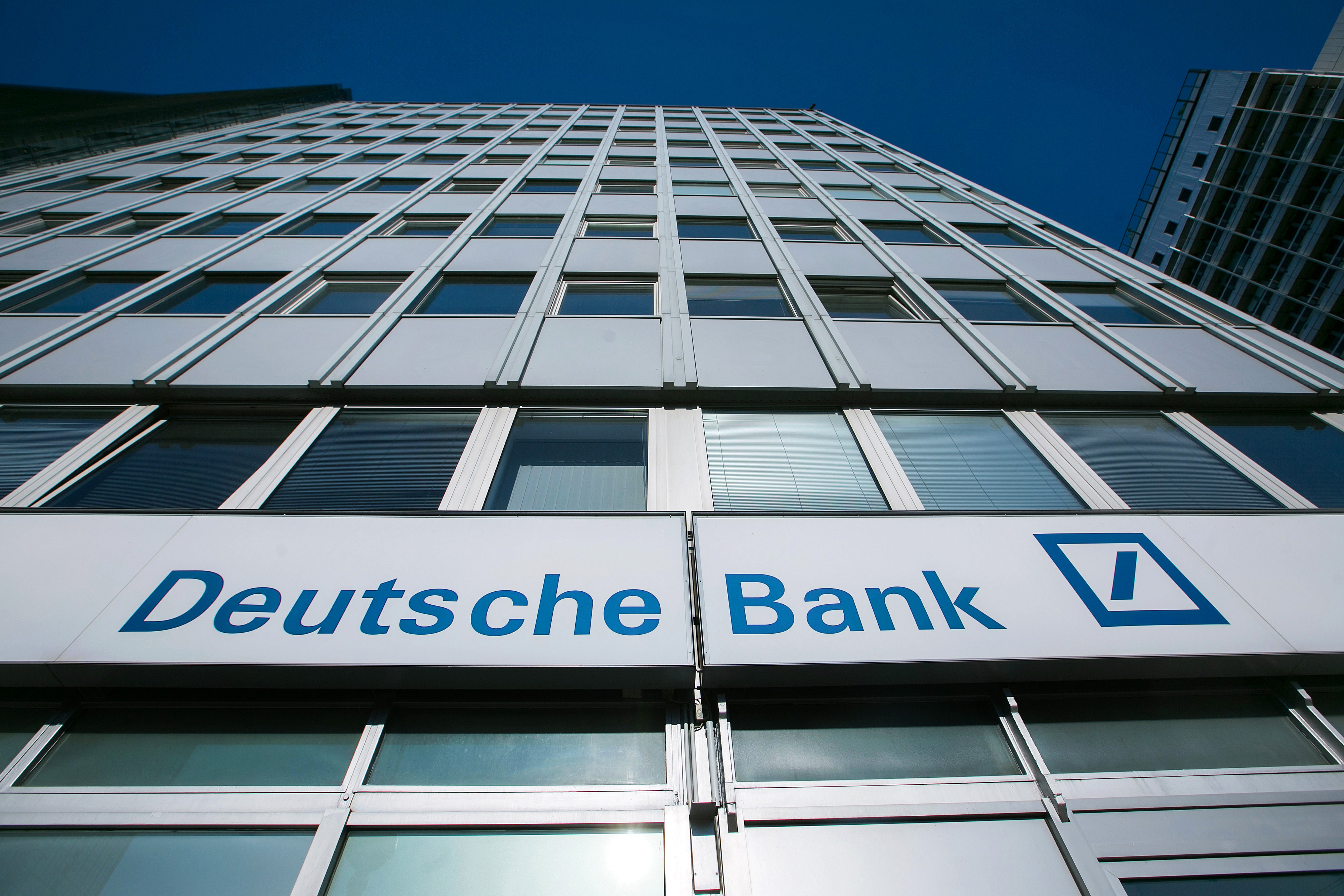 Deutsche Bank ������� ���������� �� ������