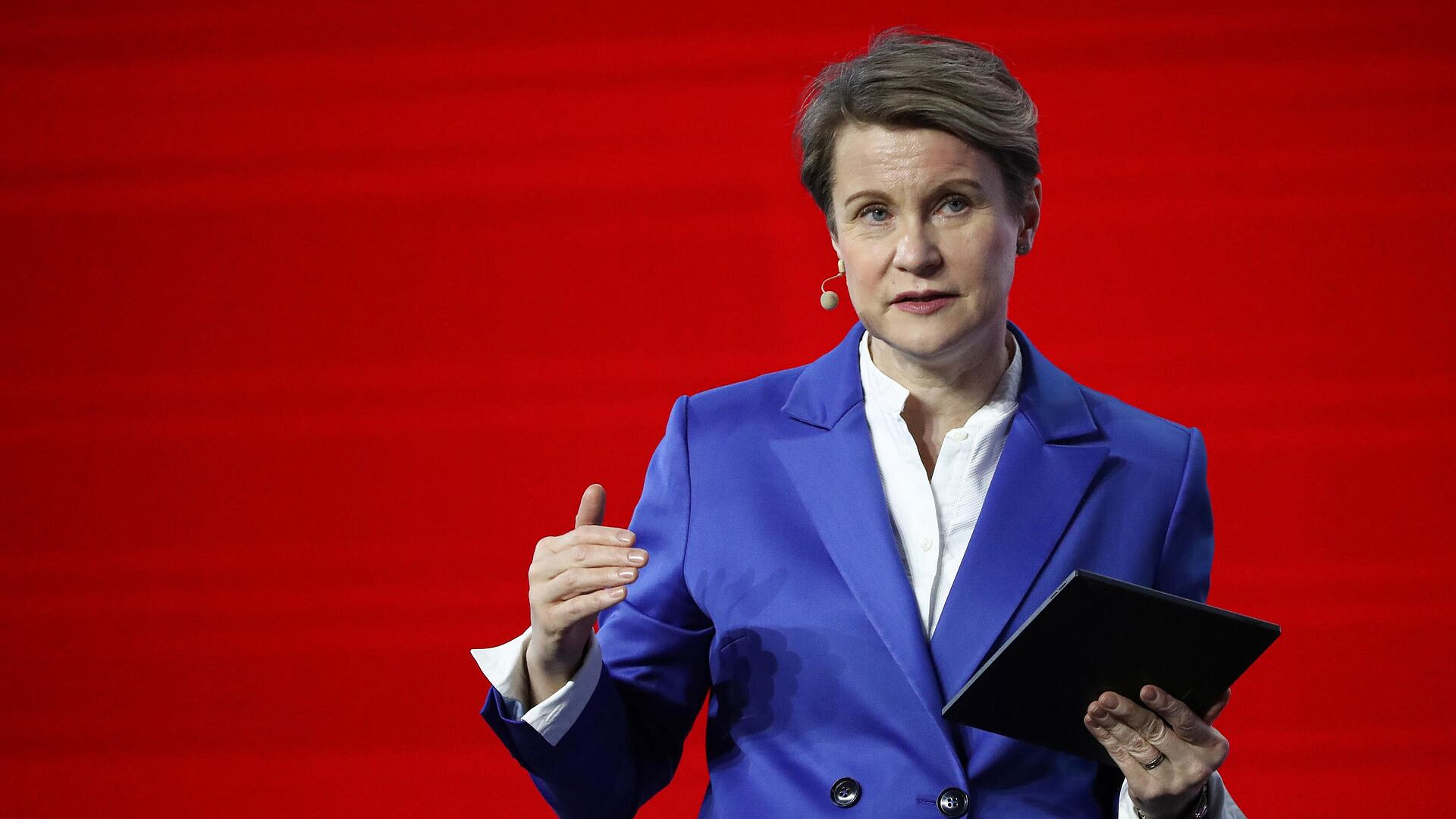 Председатель совета "Сириуса" призвала давать школьникам реальную практику