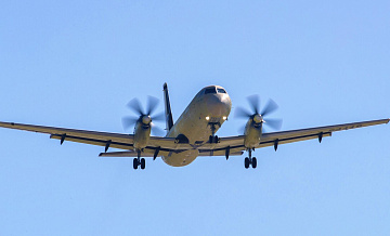 Ил-114-300 и SJ-100 прилетели в Индию для участия в авиасалоне