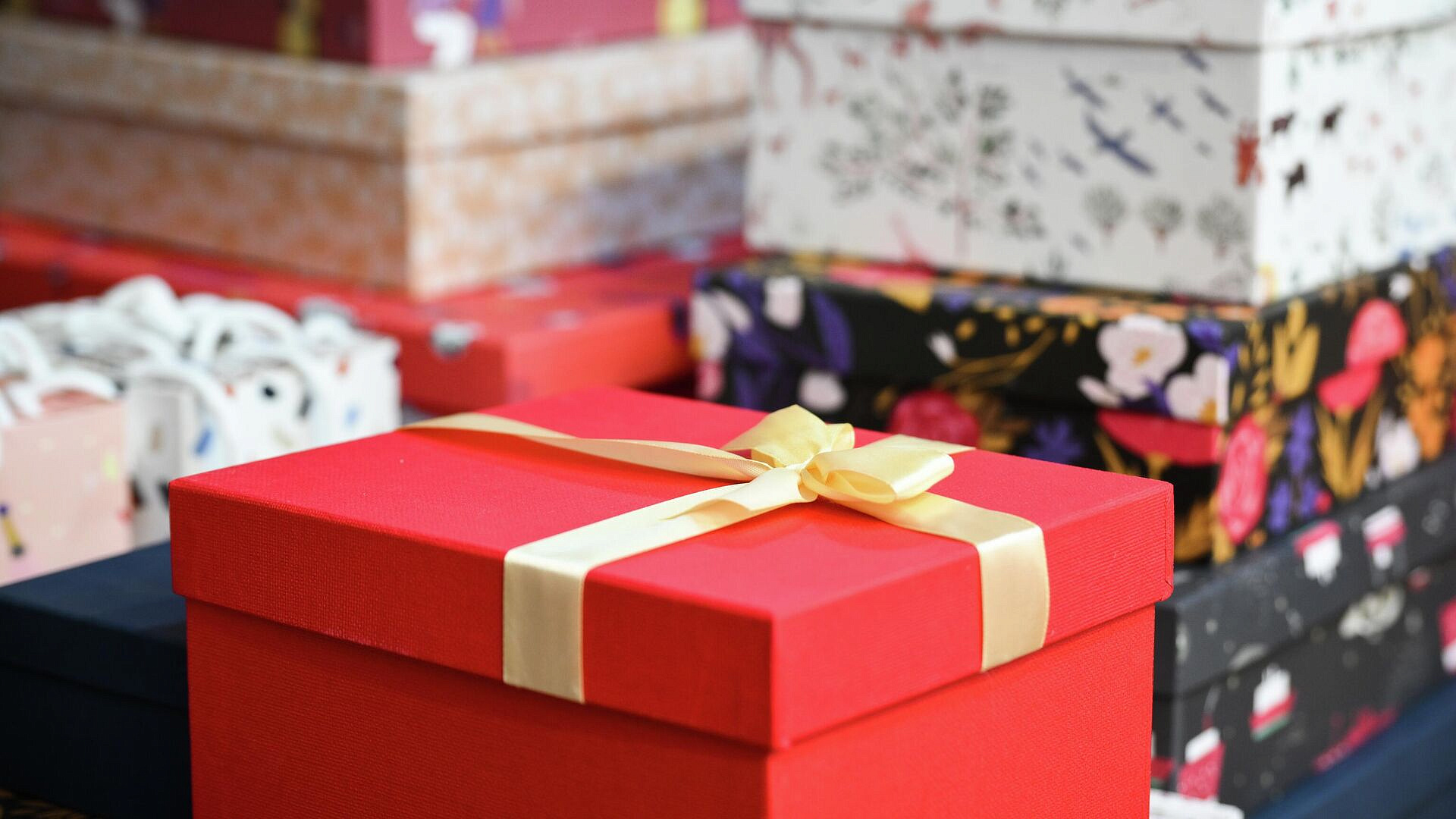 Юрист рассказала, может ли бывший партнер требовать вернуть подарки