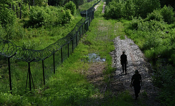 На латвийско-белорусской границе нашли первый туннель, вырытый мигрантами