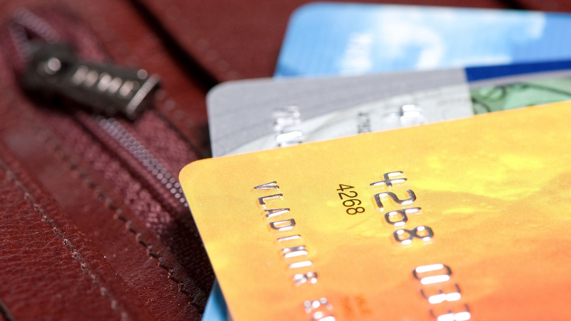 � ���������� ��������� ���� � ����������� ������� �� ������ ������