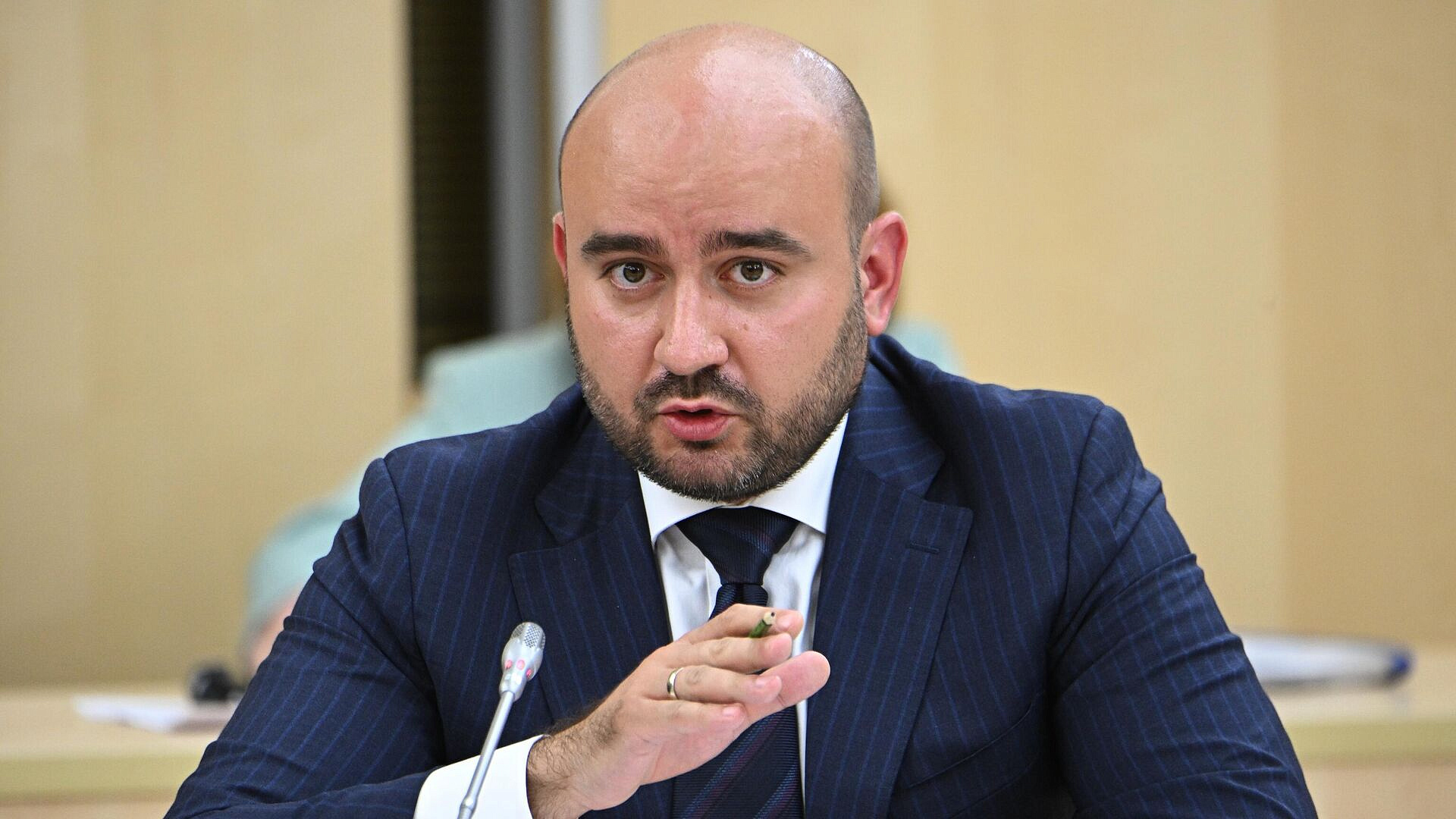 ����� ��������� ������� �������� ����� � ����� ������������