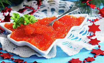 Эксперты рассказали, как выбрать лососевую икру