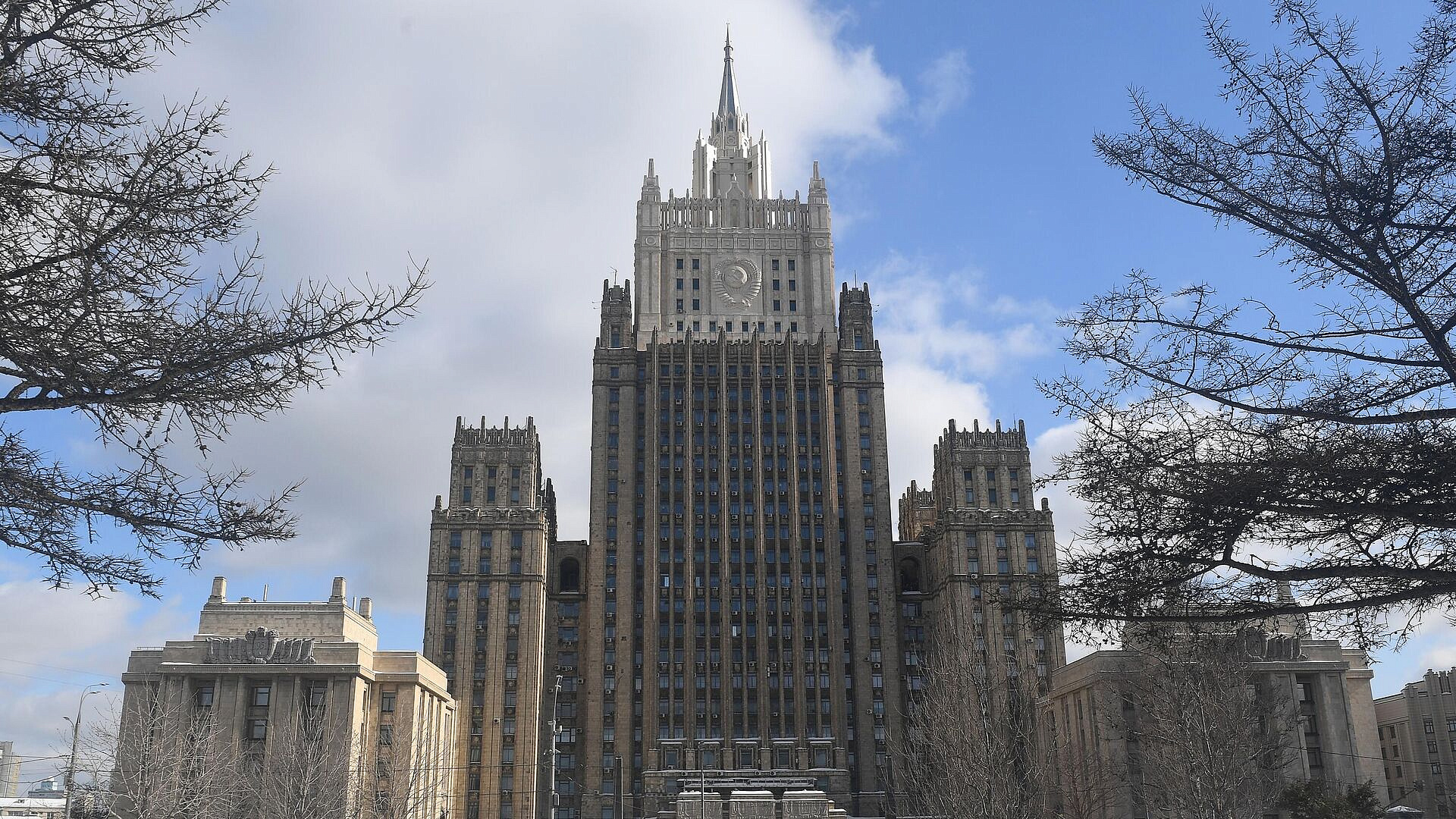 МИД отметил интерес на Ближнем Востоке к опыту России по информбезопасности