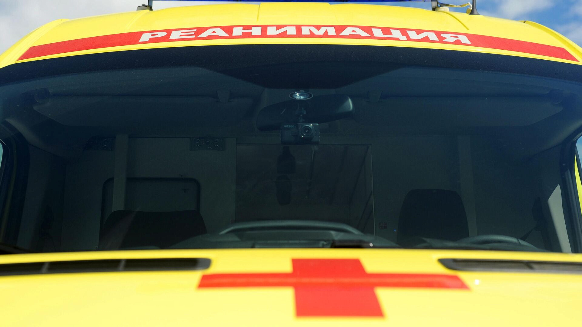 Пассажирка, из-за которой самолет экстренно сел в Волгограде, скончалась