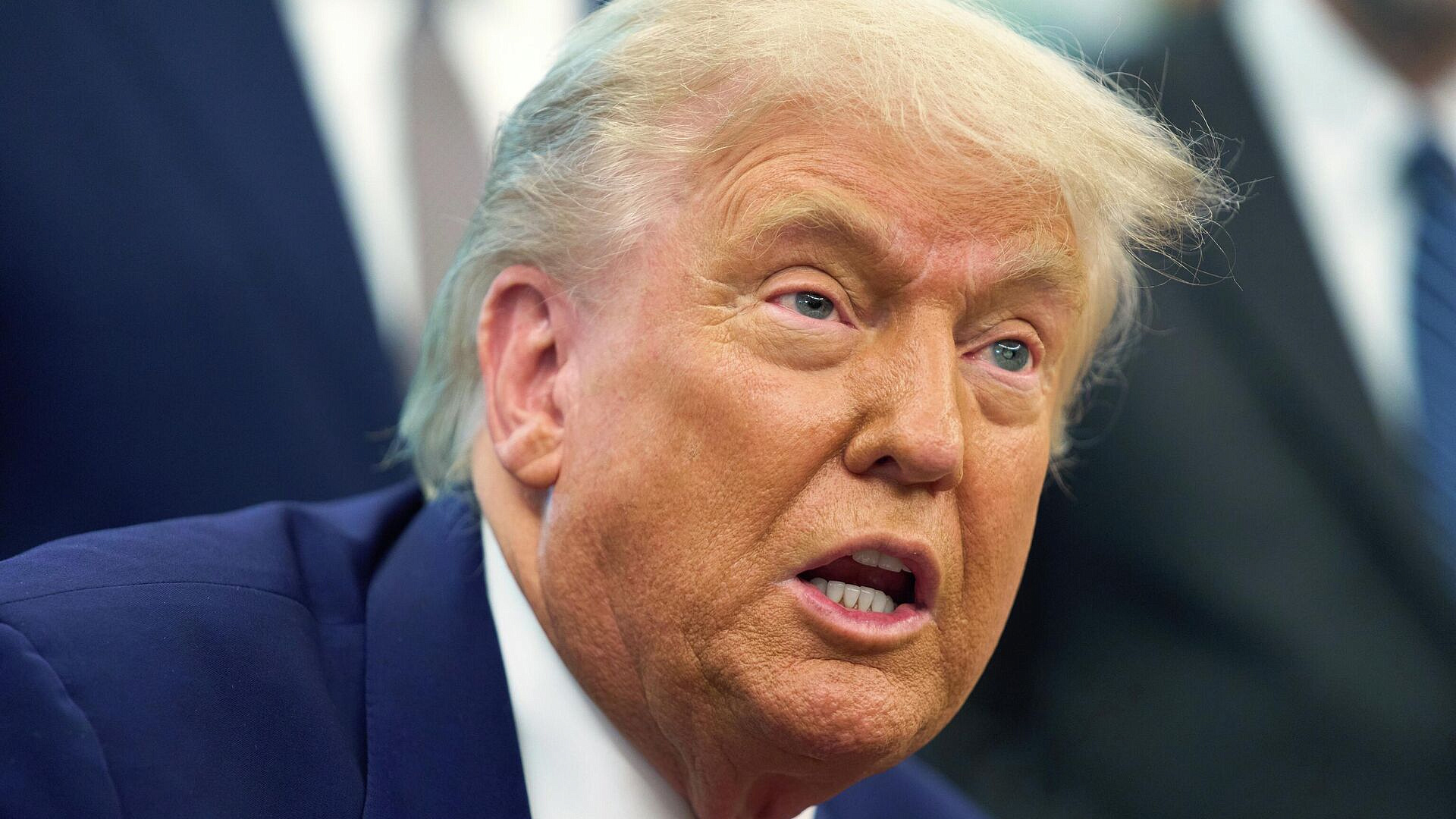 ����� ������ � ������� ����� ����������� ���������� �� ������� ���������