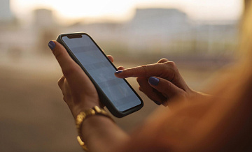 Путин подписал закон о приостановке услуг связи по требованию ФСБ