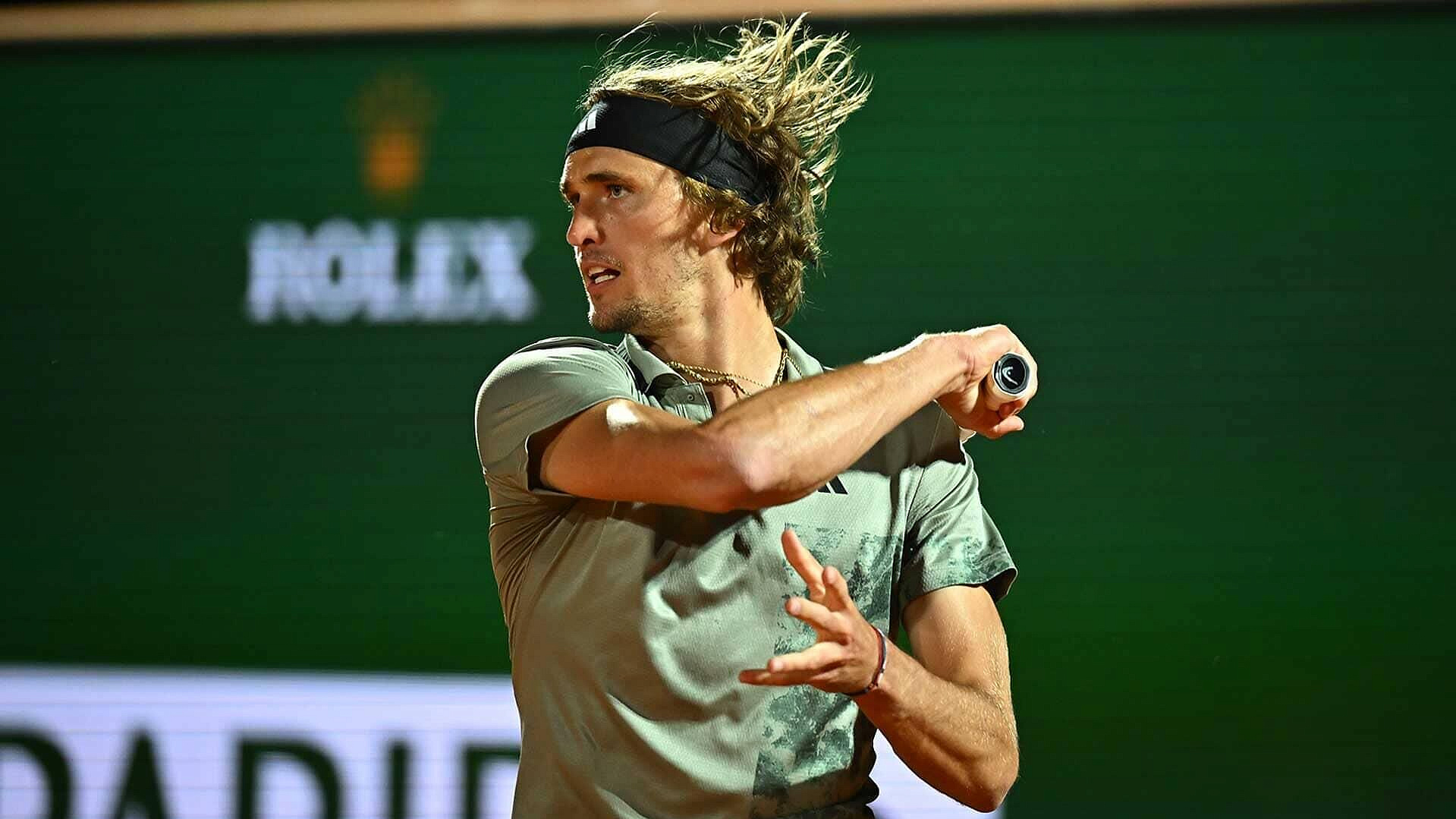 Зверев вышел во второй круг турнира в Акапулько