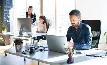 Глава ФНС предложил решение проблемы нехватки кадров