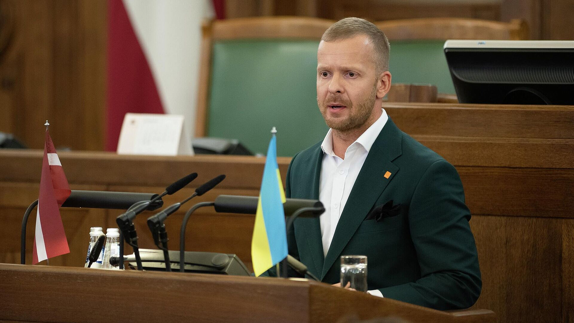 Рижский депутат рассказал об угрозах украинских националистов