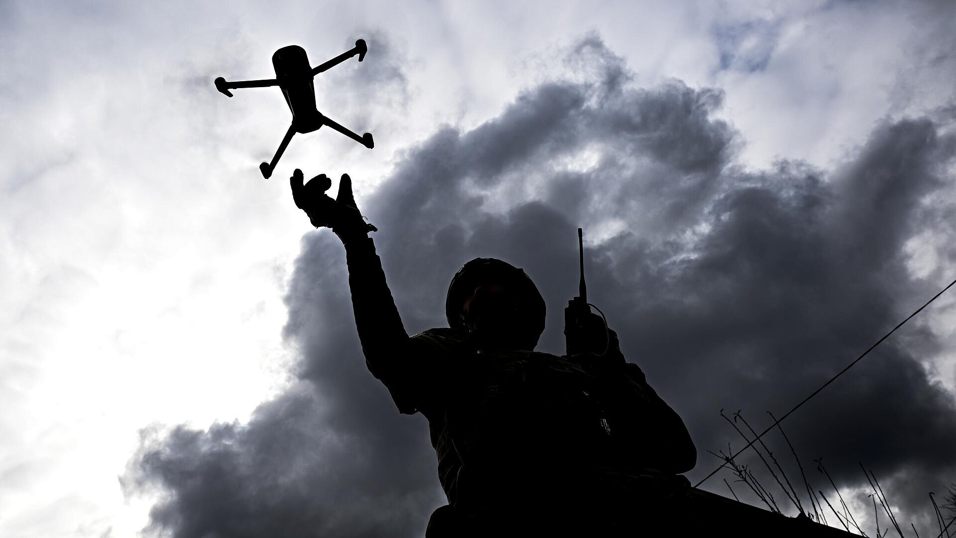 ВС России уничтожили западную бронемашину под Северском в ДНР