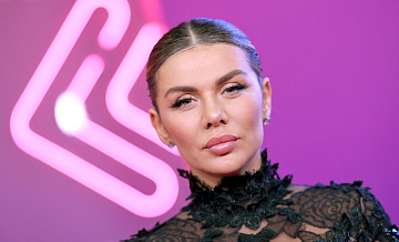 Анна Седокова показала переписку Яниса Тиммы с его экс-супругой и отцом
